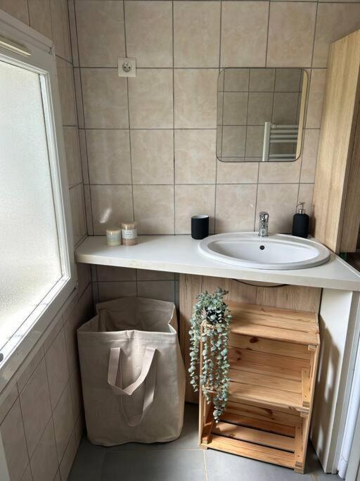 T2 Maison Entre Calme & Ville La Riche Ngoại thất bức ảnh